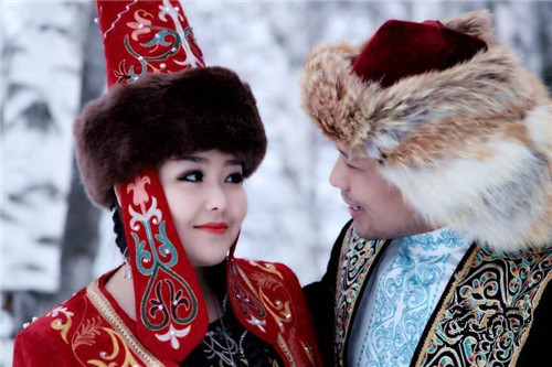 The Ethnic Customs of Kazak People
