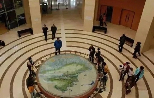 Xinjiang Travel to Regional Museum