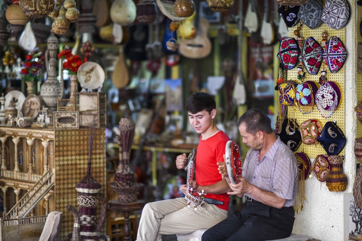 handicraft-street-kashgar.jpg