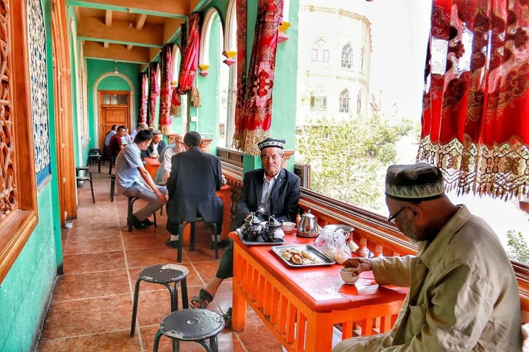 tea-house-in-kashgar-5.jpg